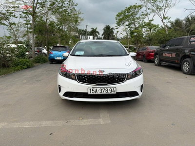 Xe Kia Cerato 1.6 MT 2018