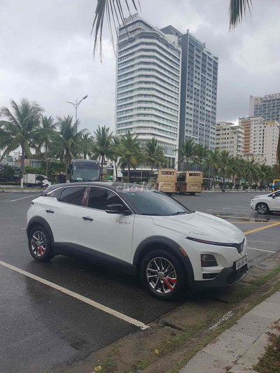 VinFast VF6 2025 - 85000 km