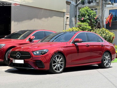 Xe Mercedes Benz E class E300 AMG 2022