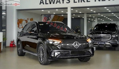 Xe Mercedes Benz GLC 300 4Matic 2023