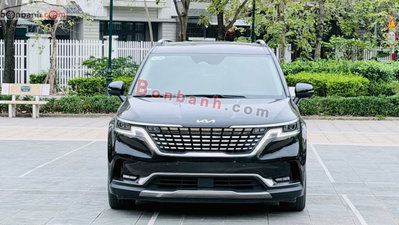Xe Kia Carnival Signature 2.2D 2022