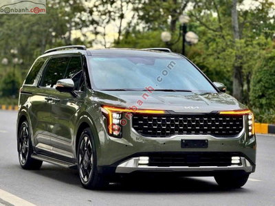 Xe Kia Carnival Signature 2.2D 2025