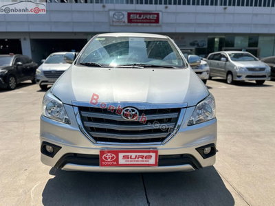 Xe Toyota Innova 2.0G 2015