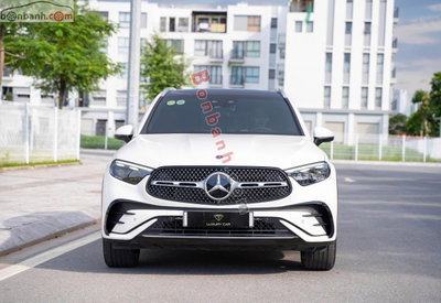 Xe Mercedes Benz GLC 300 4Matic 2024