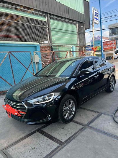 Hyundai Elantra 2017 48420 km Đen