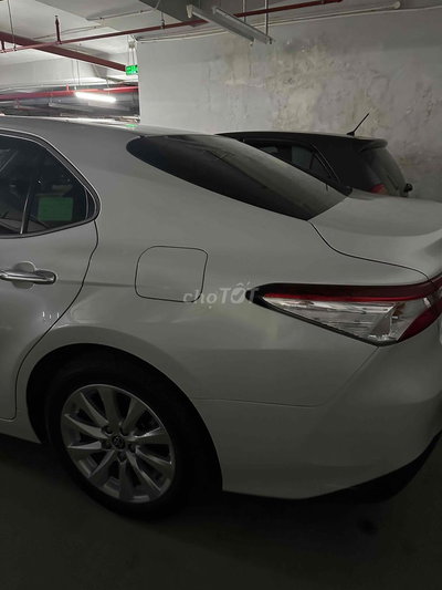 Toyota Camry 2021 2.0G 33000 km