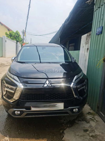 Mitsubishi Xpander Đen 7 chỗ