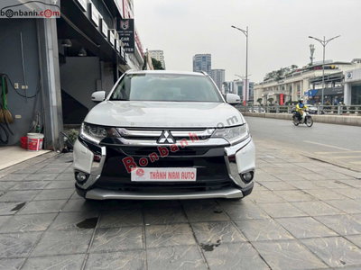 Xe Mitsubishi Outlander 2.4 CVT 2017