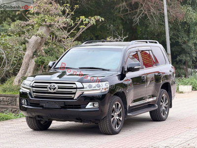 Xe Toyota Land Cruiser 4.6 V8 2019