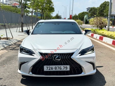 Xe Lexus ES 250 2025