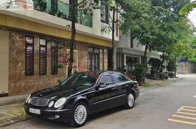Xe Mercedes Benz E class E240 2003