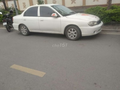 Kia Septra 5 chỗ màu Trắng