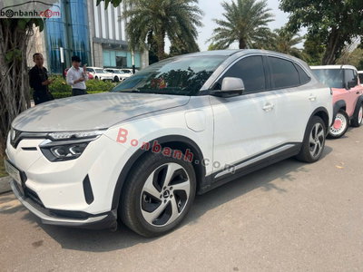 Xe VinFast VF8 S 2024