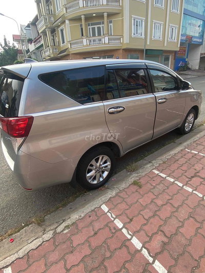 Toyota Innova 2017 Bạc 189k km