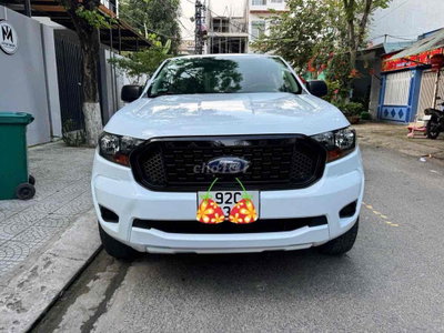 Ford Ranger XL 2.2 4*4 số sàn 2cầu SX 2021 VN