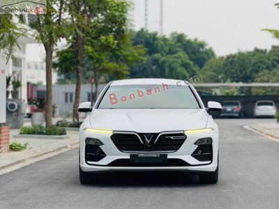 Xe VinFast Lux A 2.0 Plus 2.0 AT 2021