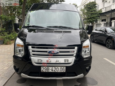 Xe Ford Transit Limousine 2021
