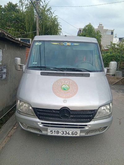Van Mercedes đời 2007 - 6 chỗ - 900kg