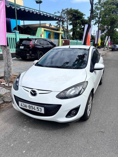 Mazda 2 Trắng 5 chỗ Tự động
