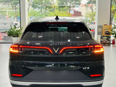 VinFast VF8 GF Eco 2023 Đen