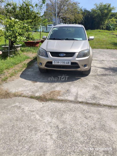 Ford Escape Vàng cát chính chủ , công chứng ngay