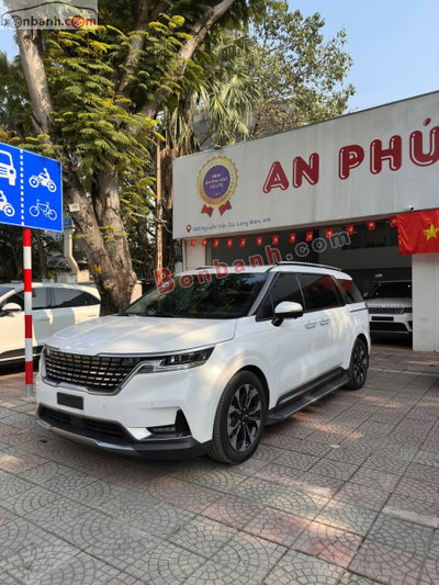 Xe Kia Carnival Signature 2.2D 2022