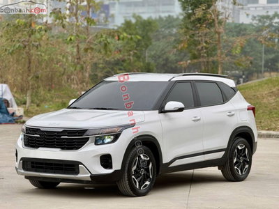 Xe Kia Seltos Deluxe 1.5 AT 2024