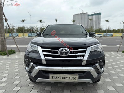 Xe Toyota Fortuner 2.7V 4x2 AT 2017