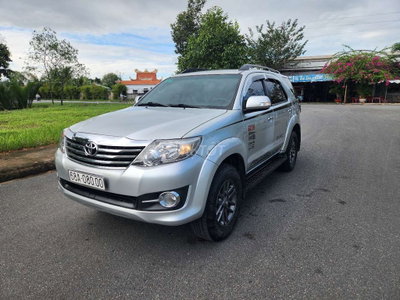 Toyota Fortuner 2015 Xăng Bạc