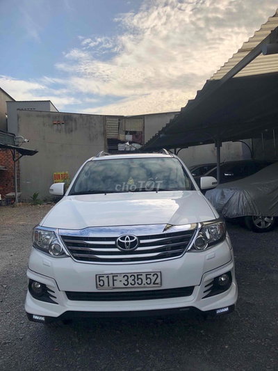Toyota Fortuner 2015 TRD 4x4 Trắng