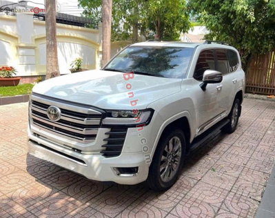 Xe Toyota Land Cruiser 3.5 V6 2025