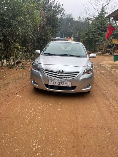 Toyota Vios 2013 E 19 vạn km Bạc