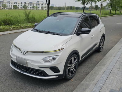 Vinfast VF E34 2022 Trắng