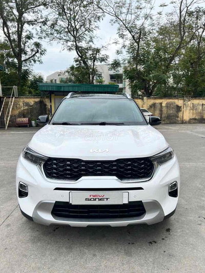 Kia Sonet 2024 1.5 Luxury - 45000 km