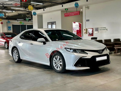 Xe Toyota Camry 2.0G 2022
