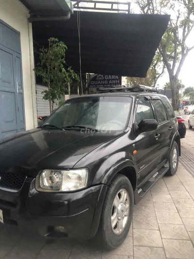 Ford Escape Đen 5 chỗ
