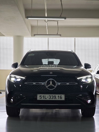Mercedes-Benz GLC 300 4MATIC 2023 Đen