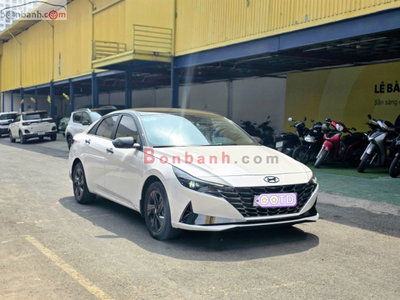 Xe Hyundai Elantra 1.6 AT Đặc biệt 2024