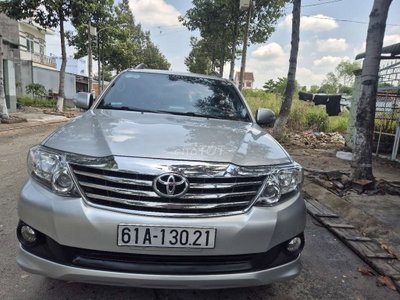 Toyota Fortuner 2013 XS Bạc