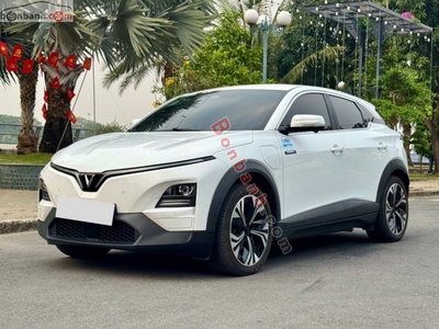 Xe VinFast VF6 Plus 2025