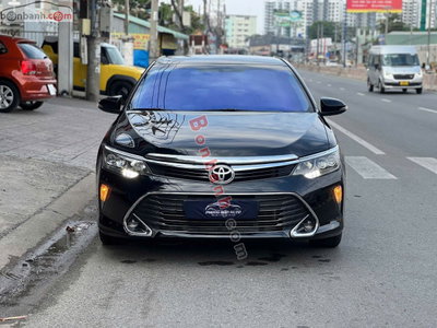 Xe Toyota Camry 2.0E 2018