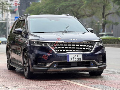 Xe Kia Carnival Signature 2.2D 2022