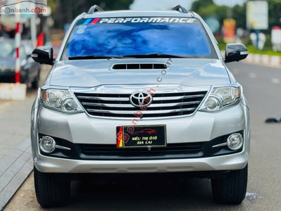 Xe Toyota Fortuner 2.5G 2016