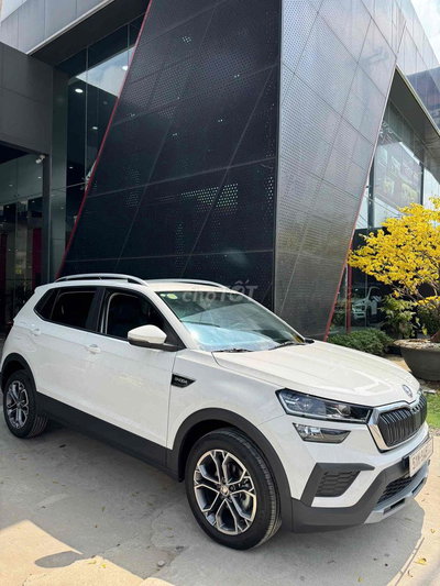 Skoda Kushaq màu Đỏ