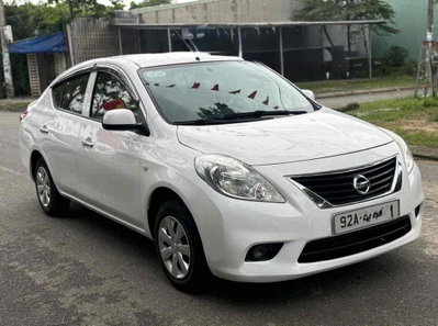 Nissan Sunny 2017 Trắng