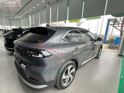 Xe VinFast VF8 Eco AWD 2023