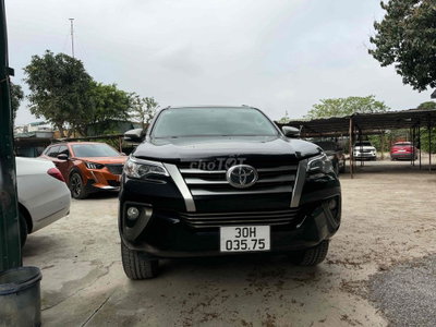 Toyota Fortuner 2017 Dầu Số sàn Đen