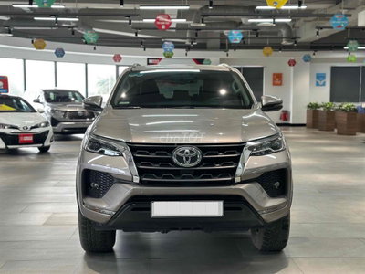 Toyota Yaris Cross V 2024 Cam 25000 km