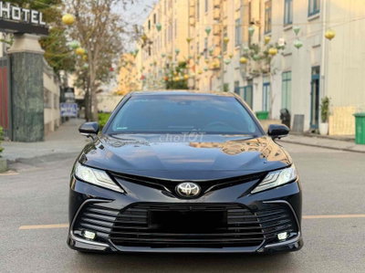 Toyota Camry 2022 2.0Q Đen