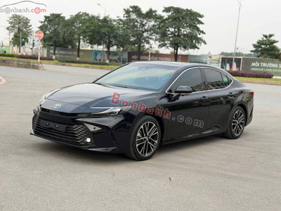 Xe Toyota Camry 2.0Q 2026